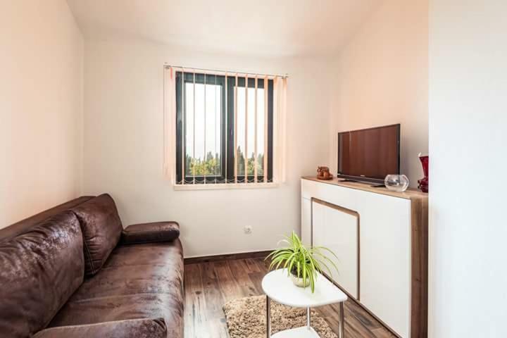 Apartmani Kremena Small Beach 200M Klek Esterno foto